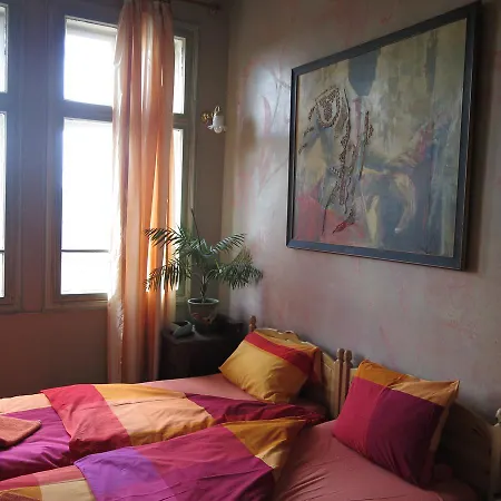 Rooster Hostal Veliko Tárnovo