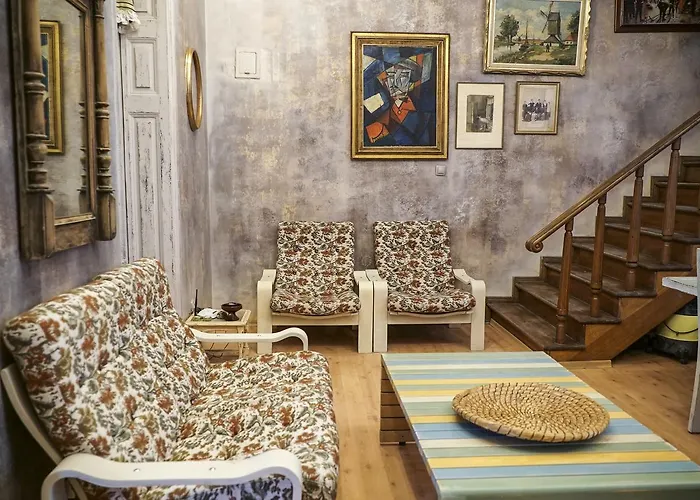 鲁斯特旅舍 * 大特尔诺沃