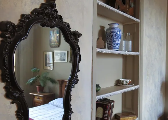 鲁斯特旅舍 旅馆 *