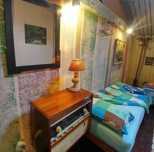 鲁斯特旅舍 旅馆